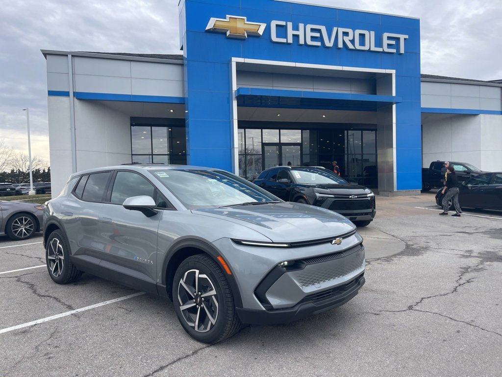 New 2026 Chevrolet Equinox EV LT w/ Comfort Package image 1