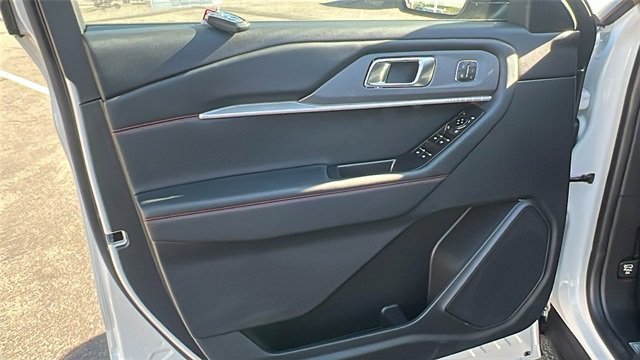 New 2025 Ford Explorer ST-Line w/ Premium Package image 13