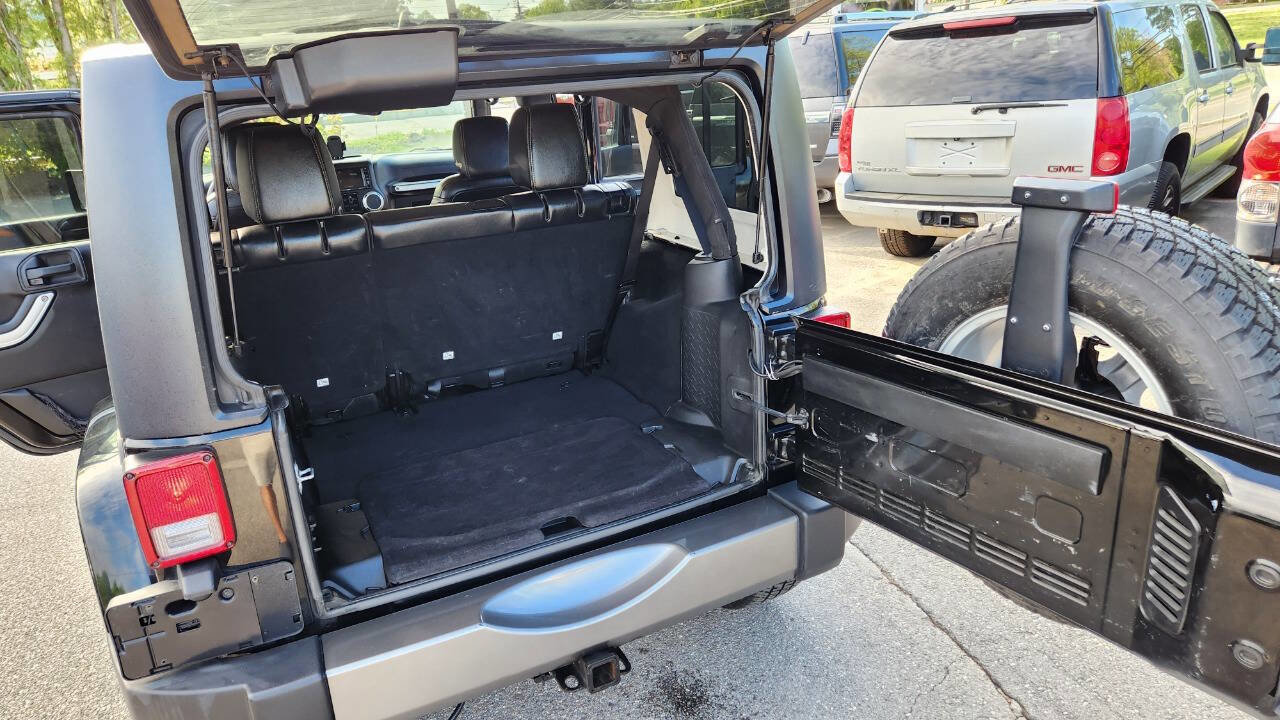 Used 2014 Jeep Wrangler Unlimited Sport AWD/4WD image 40