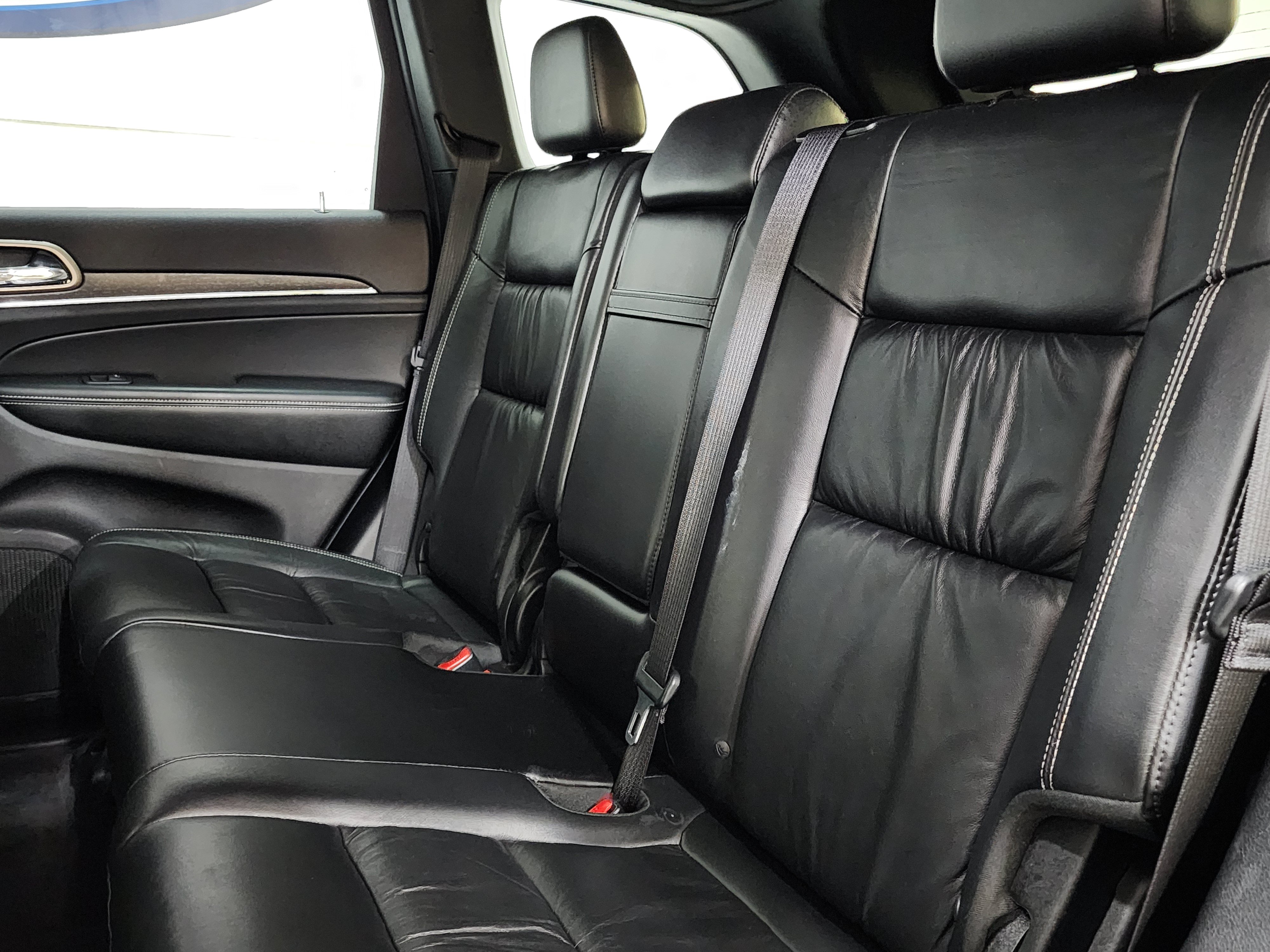 Used 2015 Jeep Grand Cherokee Limited AWD/4WD image 18