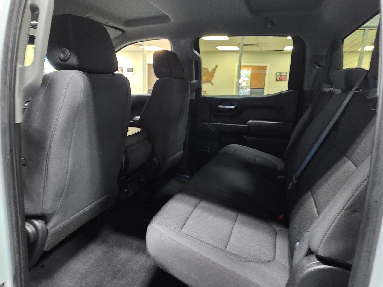 Used 2021 Chevrolet Silverado 1500 Custom image 19