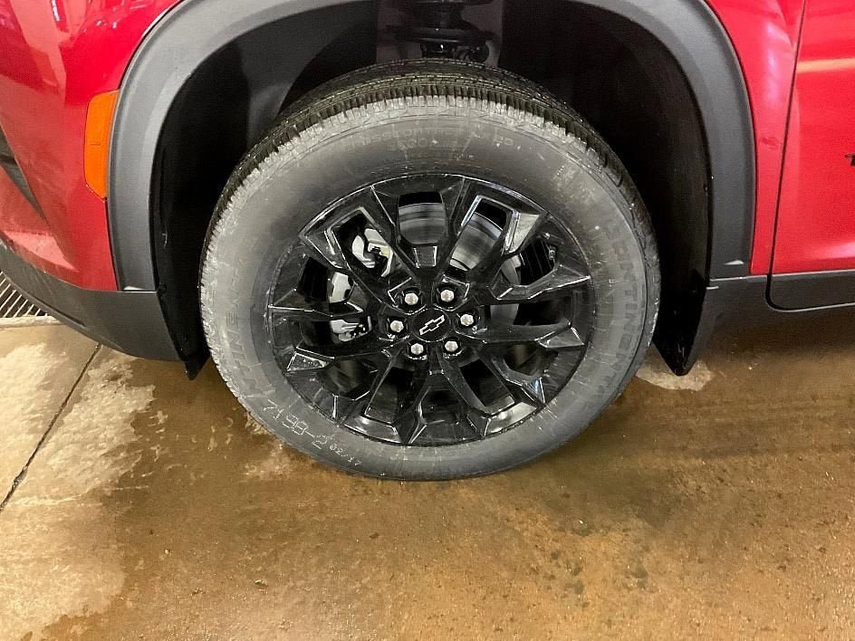 New 2026 Chevrolet Traverse LT w/ Midnight/Sport Edition image 14