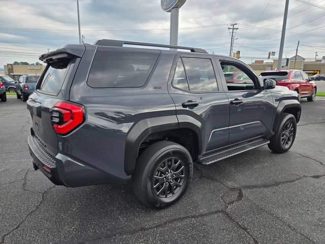 Used 2025 Toyota 4Runner SR5 AWD/4WD image 8