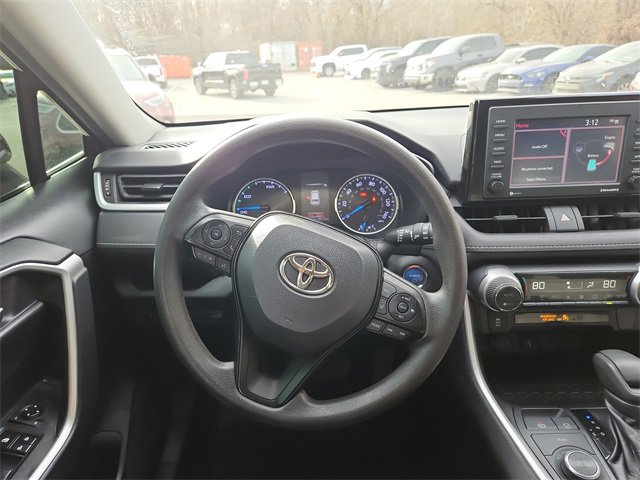 Used 2021 Toyota RAV4 XLE image 16