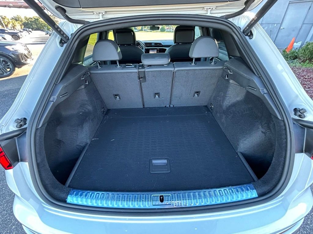 Used 2021 Audi Q3 2.0T Premium image 56