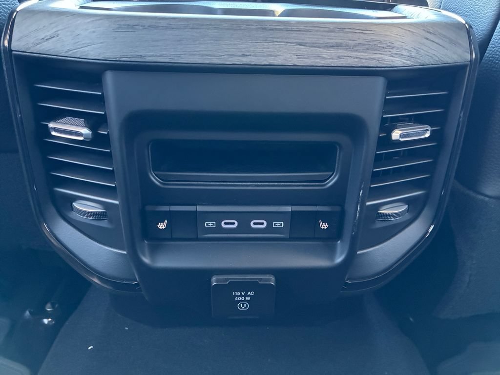 New 2027 RAM 3500 Limited AWD/4WD image 24