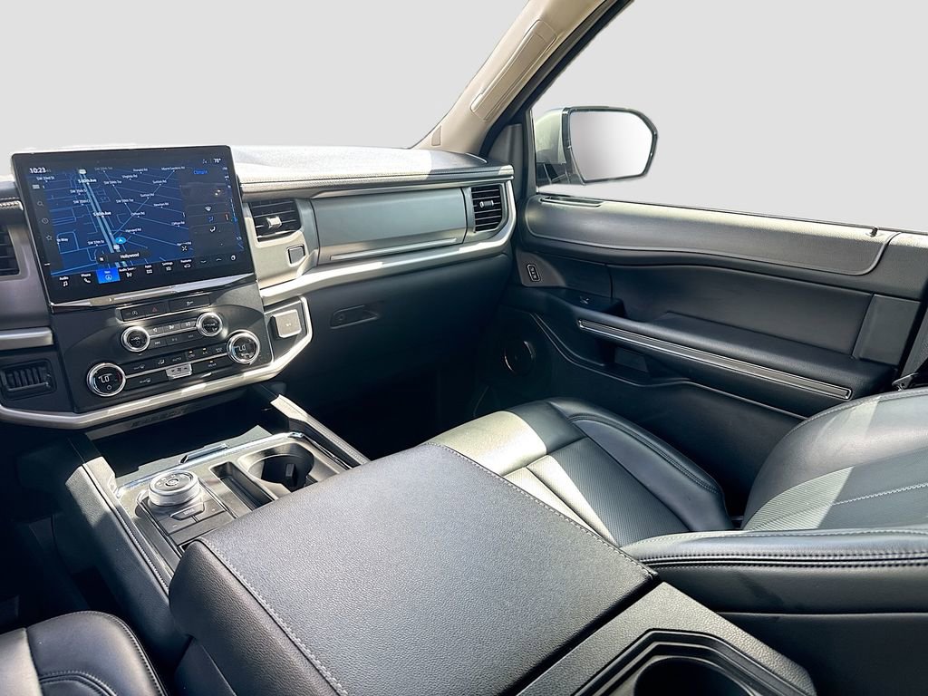 Used 2023 Ford Expedition XLT RWD image 23