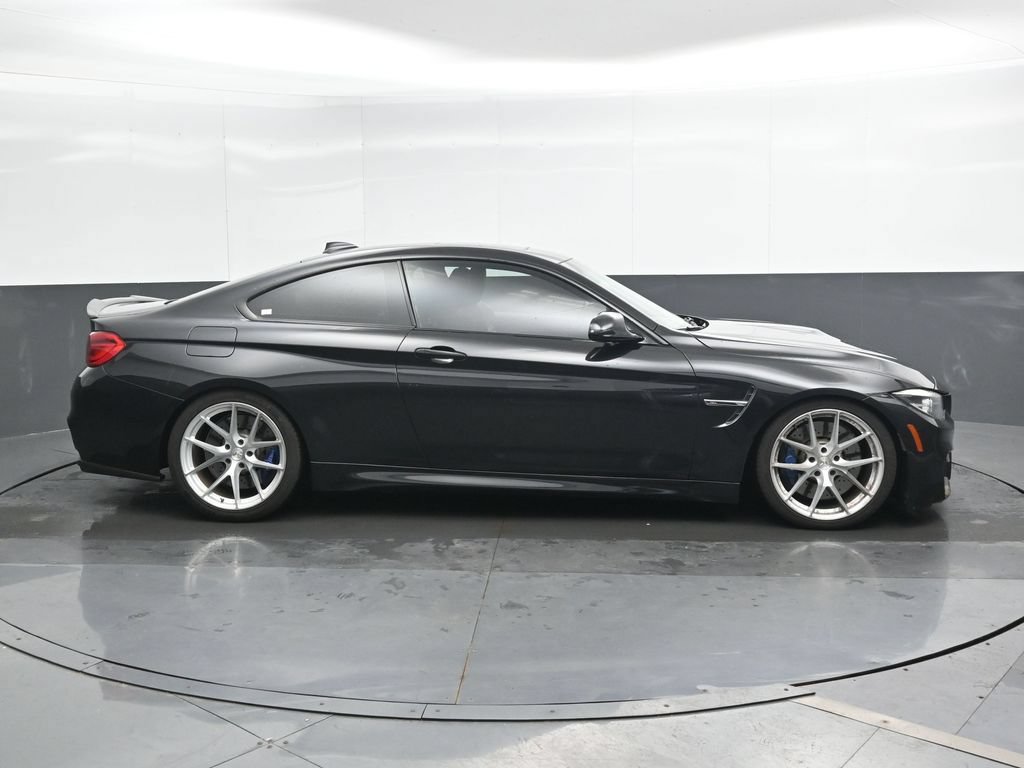 Used 2018 BMW M4 Coupe RWD image 4