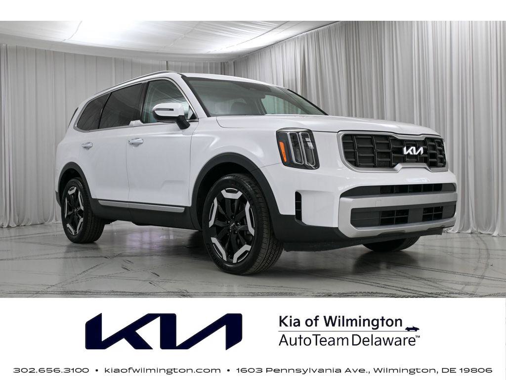 Certified 2024 Kia Telluride S image 1