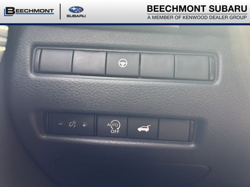 Used 2023 Nissan Rogue SL AWD/4WD image 19