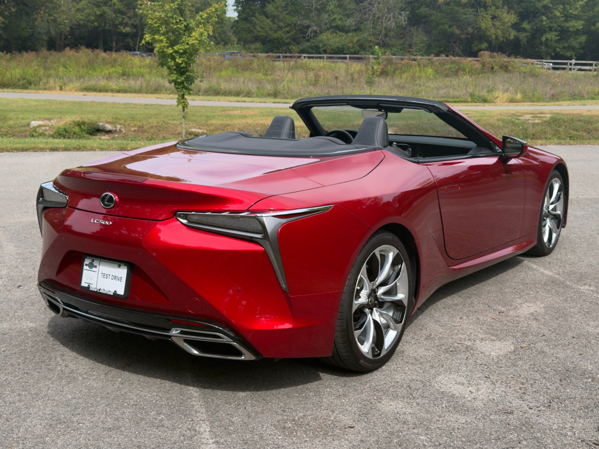 Used 2021 Lexus LC 500 Convertible w/ Touring Package RWD image 3