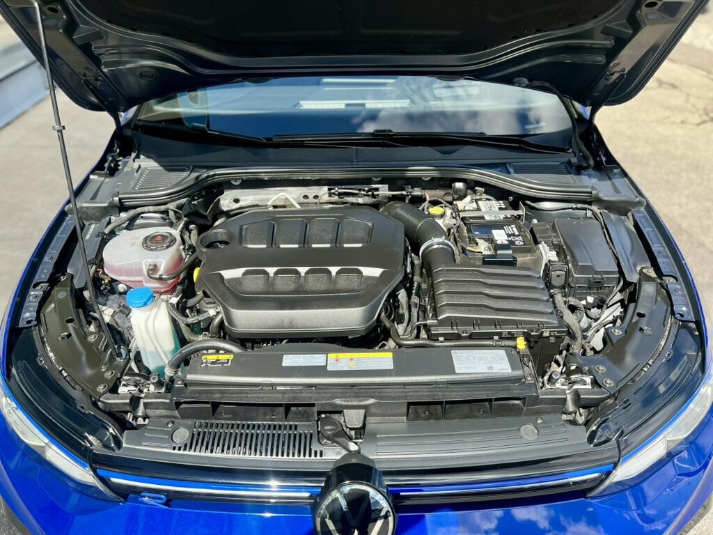 Used 2023 Volkswagen Golf 20th Anniversary Edition AWD/4WD image 9