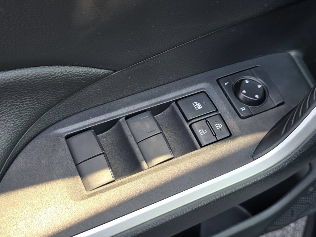 Certified 2025 Toyota RAV4 LE AWD/4WD image 25