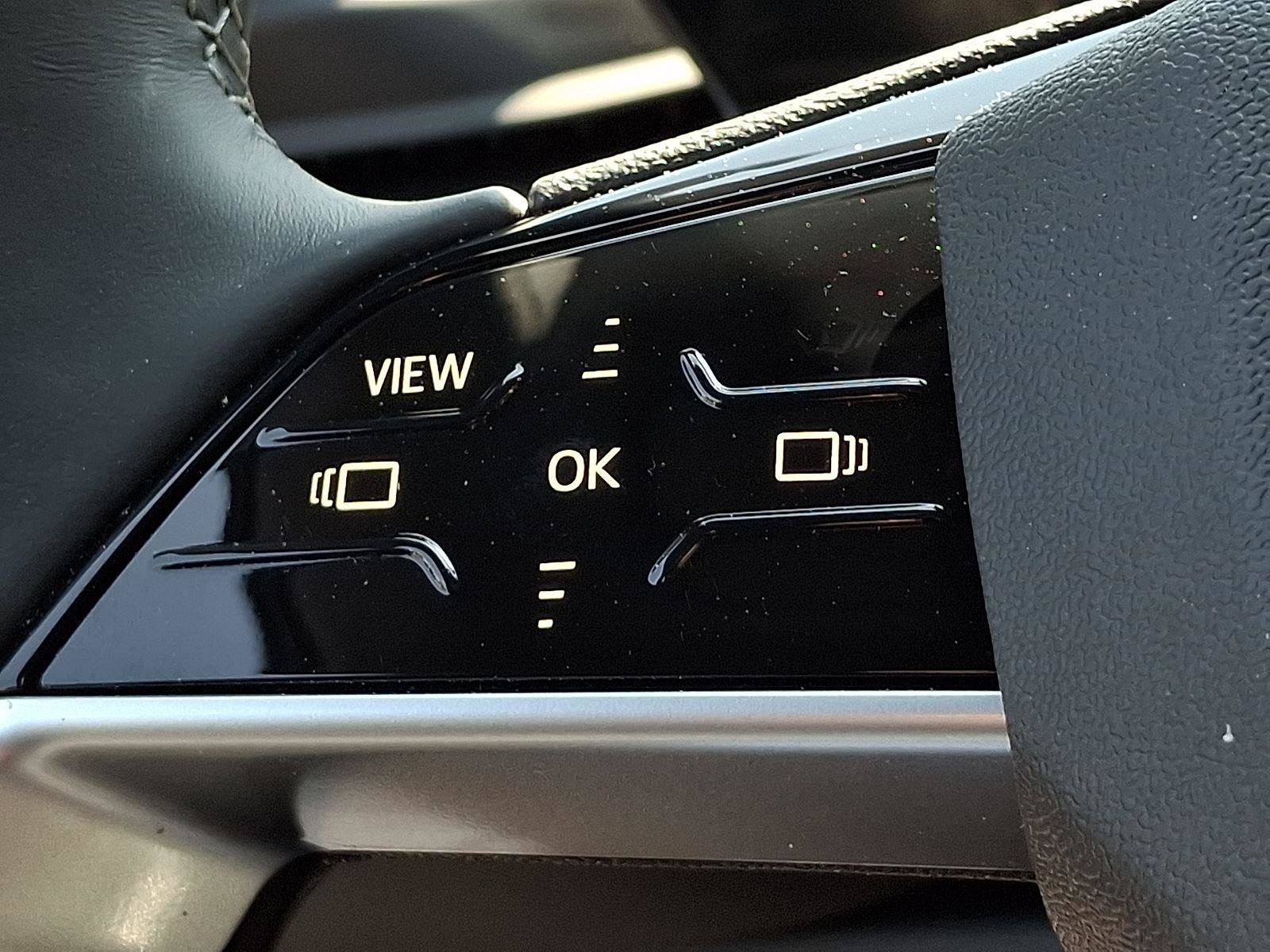 Used 2025 Audi Q5 Premium w/ Convenience Package AWD/4WD image 21