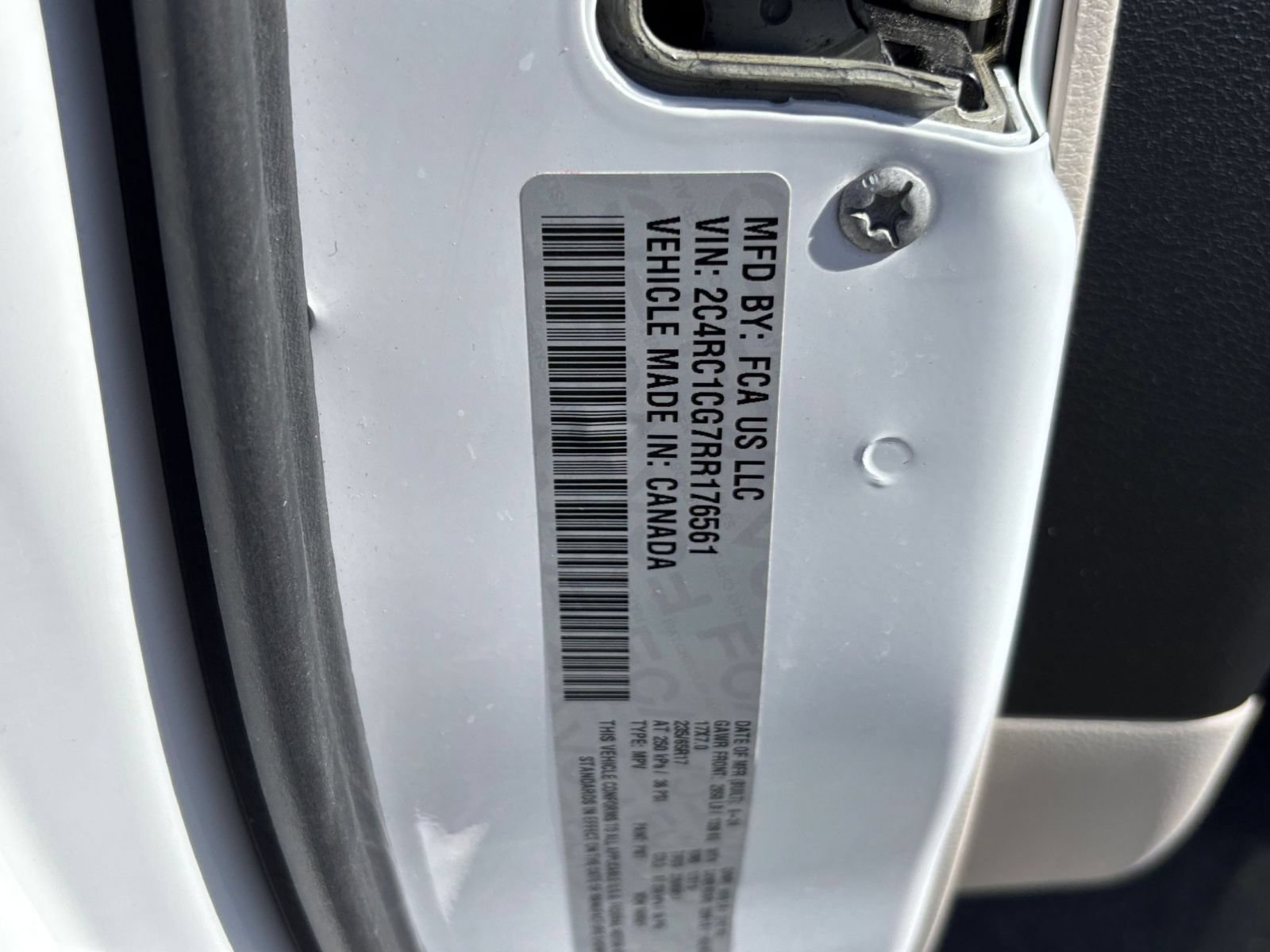 Used 2024 Chrysler Voyager LX FWD image 31