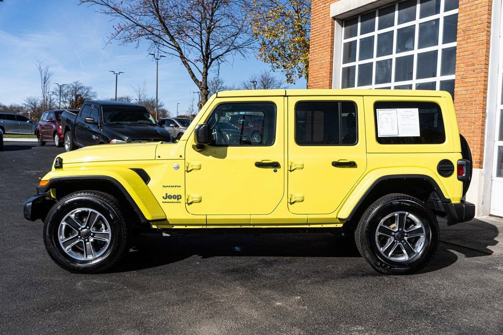 Used 2023 Jeep Wrangler Unlimited Sahara AWD/4WD image 35