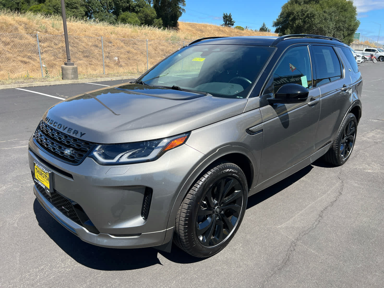 Used 2022 Land Rover Discovery Sport SE R-Dynamic AWD/4WD image 5