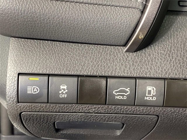 Used 2023 Toyota Camry XLE image 13