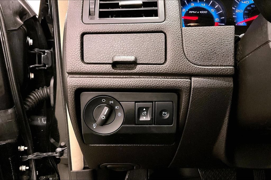 Used 2011 Ford Fusion SEL w/ 302A Rapid Spec Order Code FWD image 15