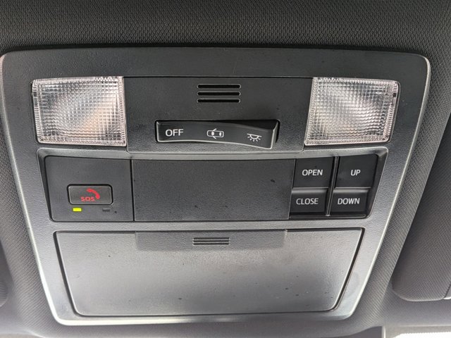 Used 2022 Toyota Tacoma Limited image 20