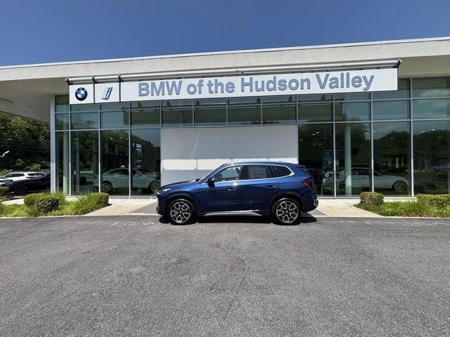 New 2025 BMW X1 xDrive28i w/ Technology Package