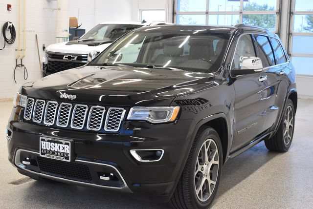 Used 2019 Jeep Grand Cherokee Overland AWD/4WD image 9