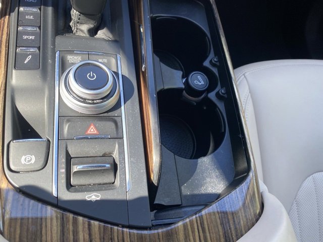 Used 2022 Maserati Levante GT image 33