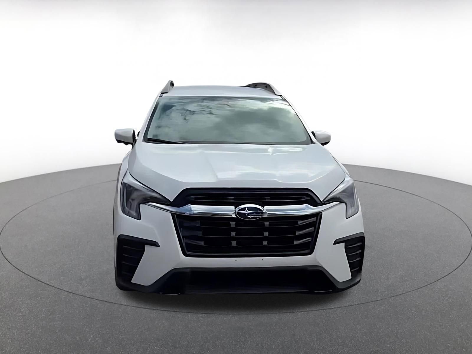 Used 2025 Subaru Ascent Premium AWD/4WD image 4