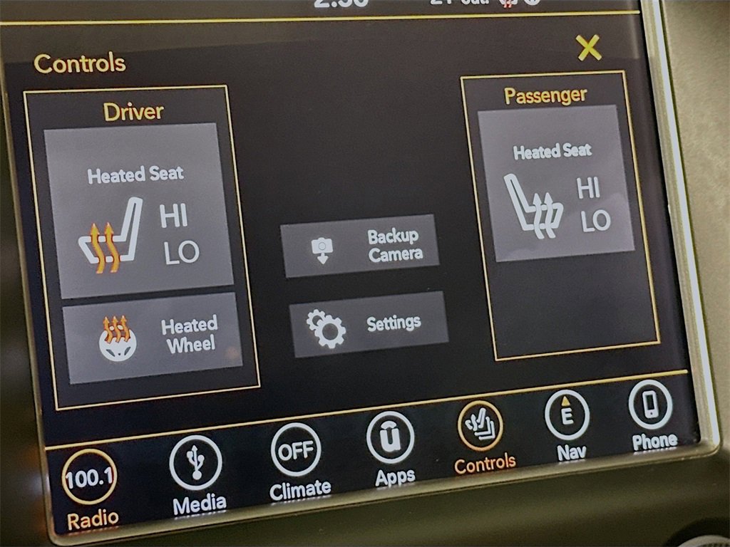 Used 2018 Jeep Grand Cherokee Altitude image 24