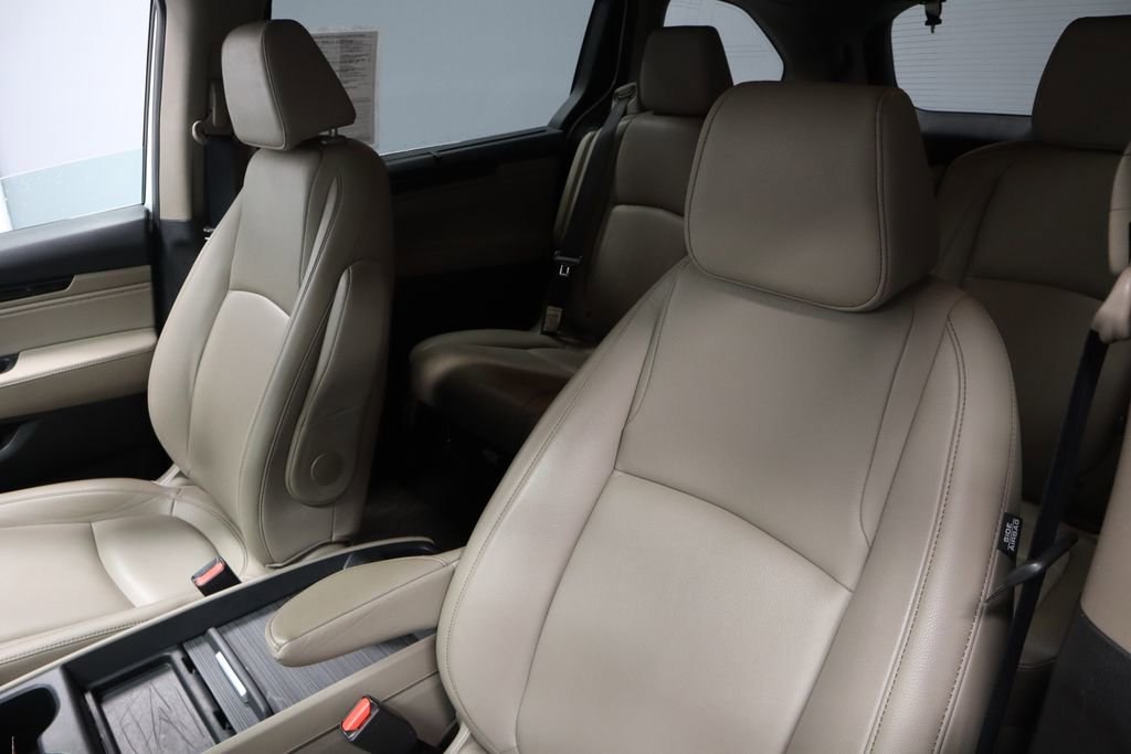 Used 2023 Honda Odyssey Touring image 27