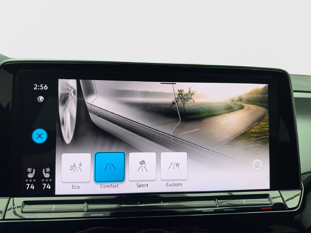 Used 2024 Volkswagen Atlas Cross Sport SE FWD image 51