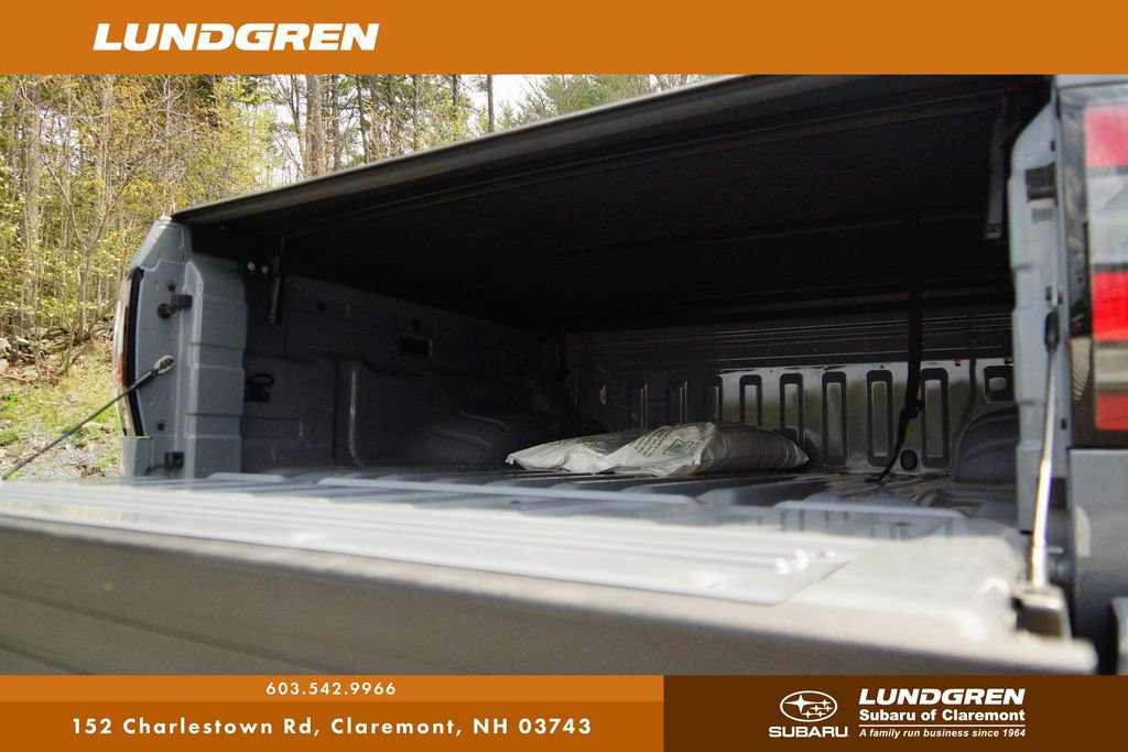 Used 2025 Nissan Frontier PRO-4X AWD/4WD image 29