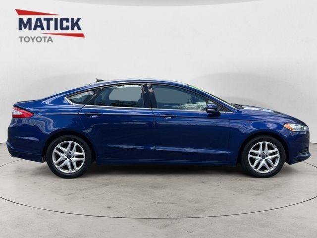 Used 2014 Ford Fusion SE FWD image 9