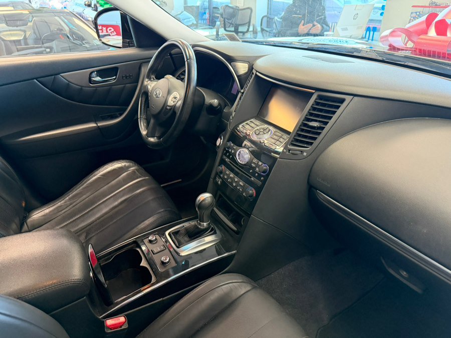 Used 2016 INFINITI QX70 2WD w/ Premium Package image 33