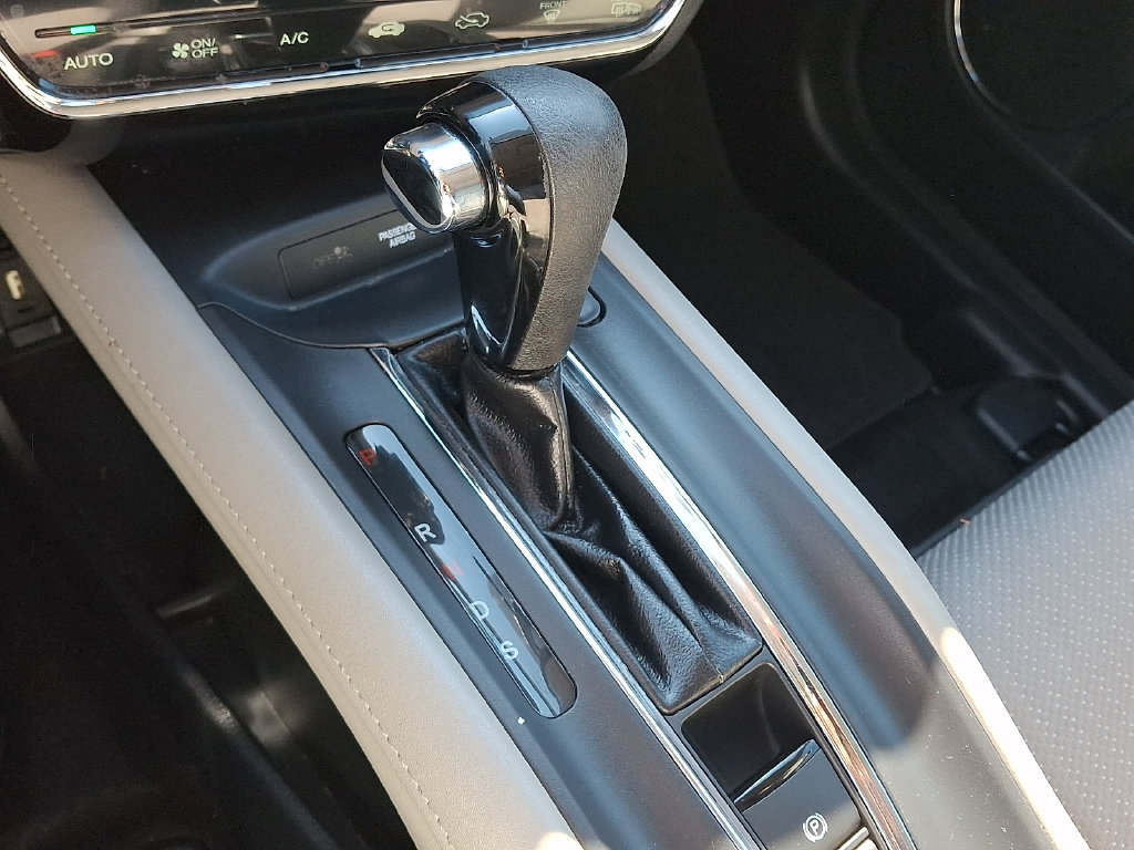 Used 2016 Honda HR-V EX image 17