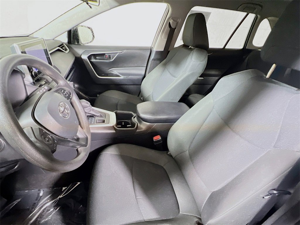 Certified 2025 Toyota RAV4 LE image 19