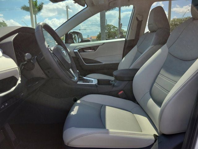 Certified 2025 Toyota RAV4 XLE Premium AWD/4WD image 14