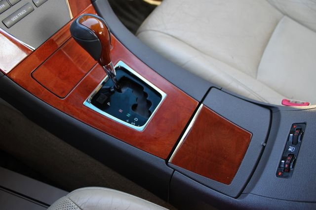 Used 2010 Lexus ES 350 image 16