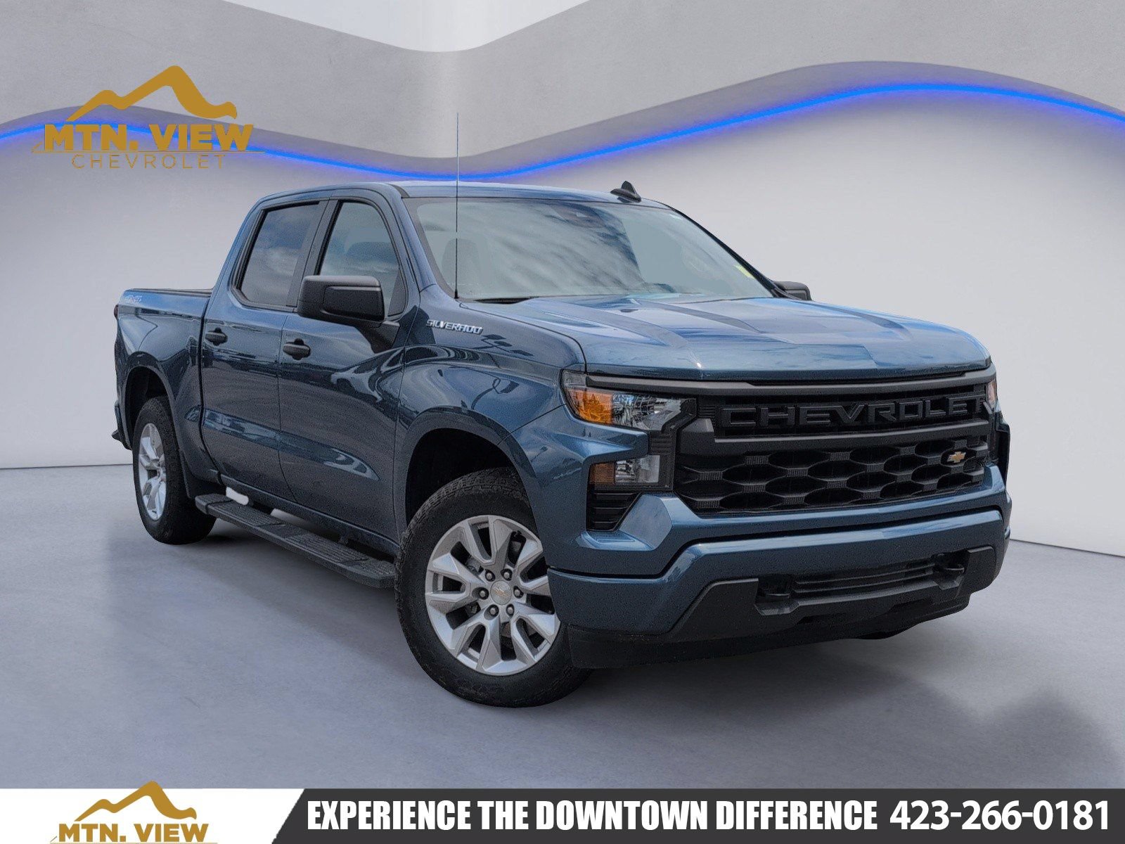 Used 2024 Chevrolet Silverado 1500 Custom AWD/4WD image 1