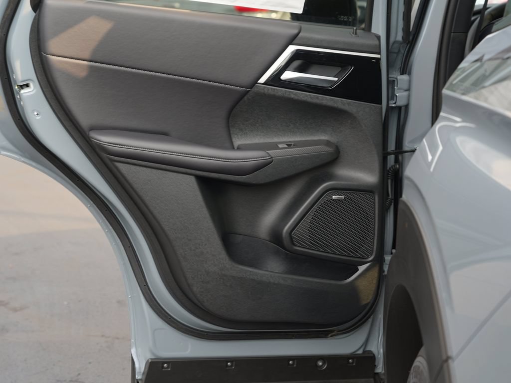New 2026 Mitsubishi Outlander AWD image 20