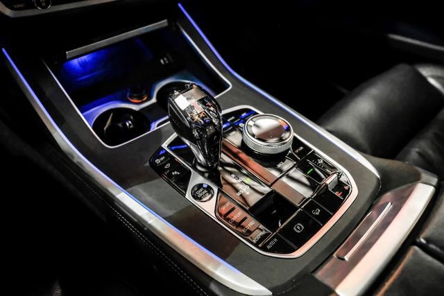 Used 2022 BMW X7 xDrive40i w/ Executive Package image 22