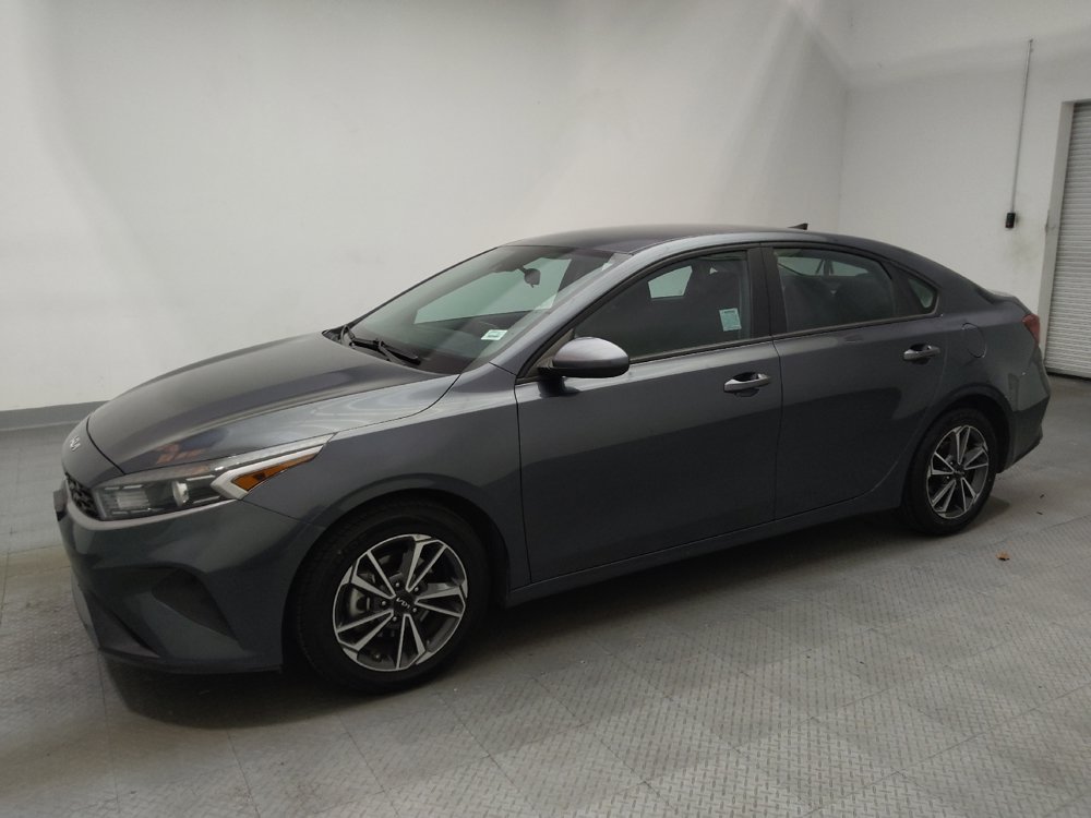 Used 2023 Kia Forte LXS FWD image 2
