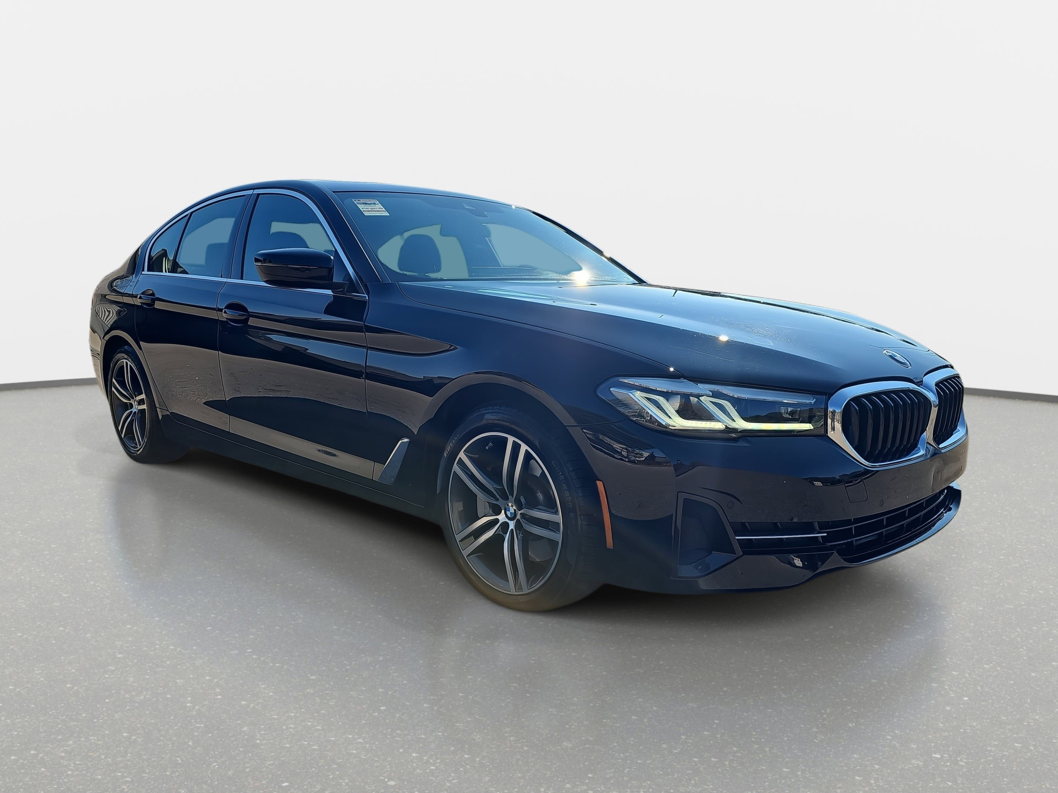 Certified 2023 BMW 530i w/ Premium Package image 3