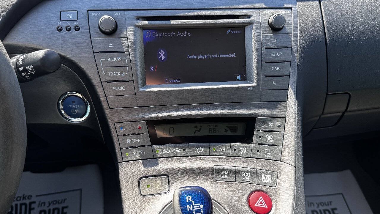 Used 2012 Toyota Prius Two FWD image 17