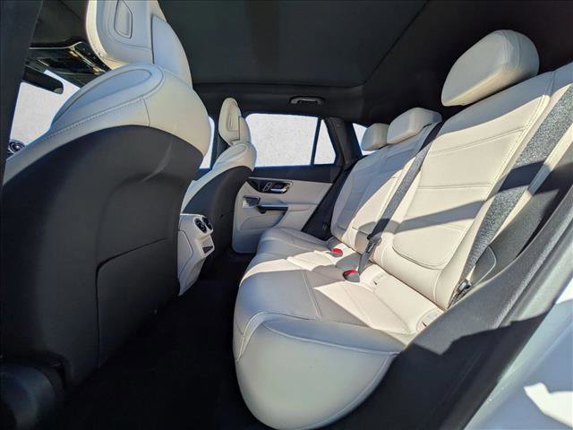 Used 2026 Mercedes-Benz GLC 300 4MATIC image 16