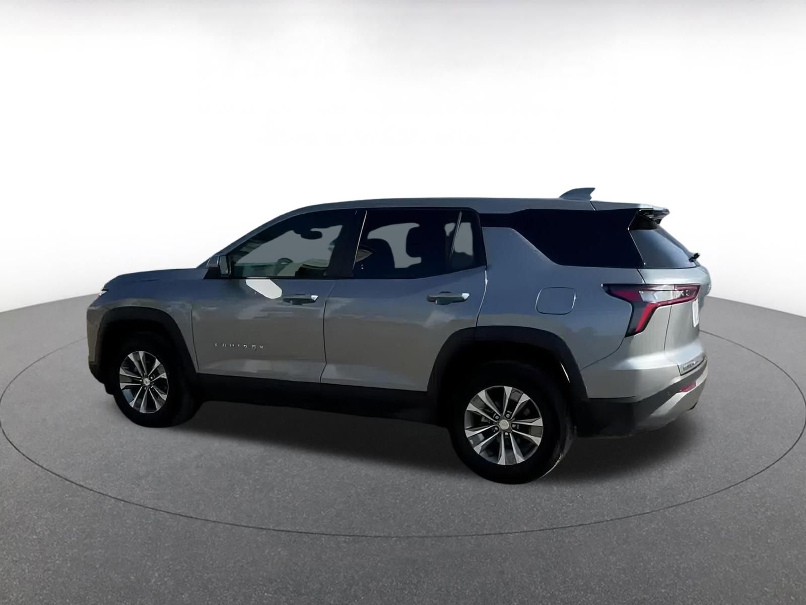 Used 2025 Chevrolet Equinox LT image 14