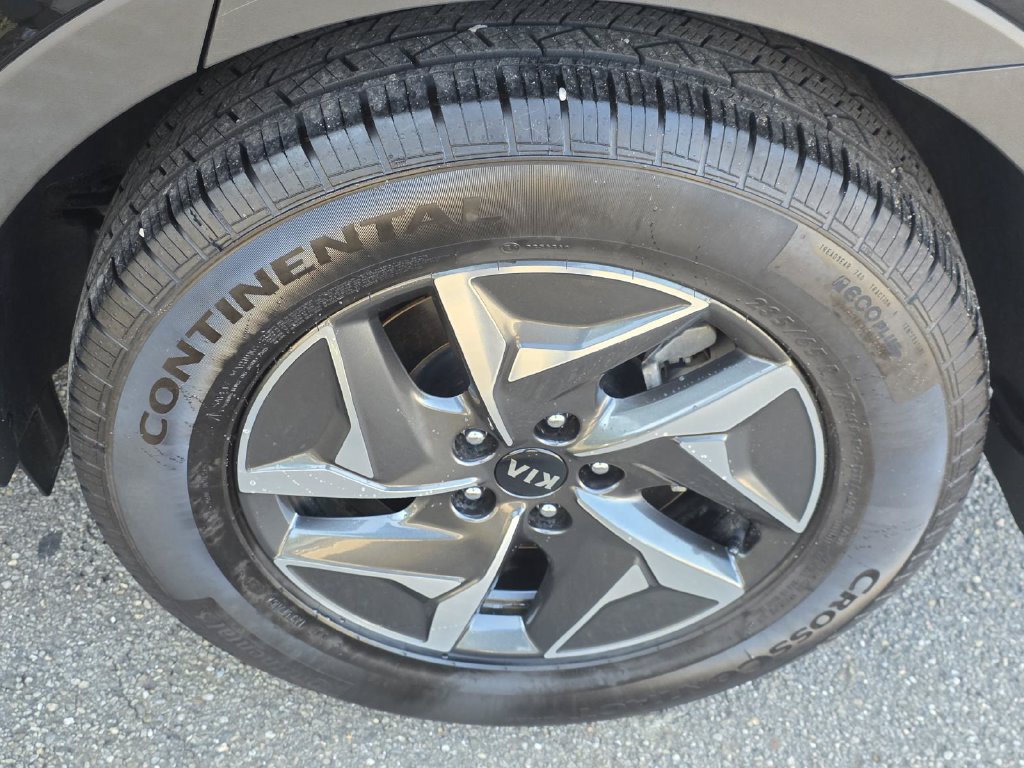 Used 2021 Kia Sorento S FWD image 31