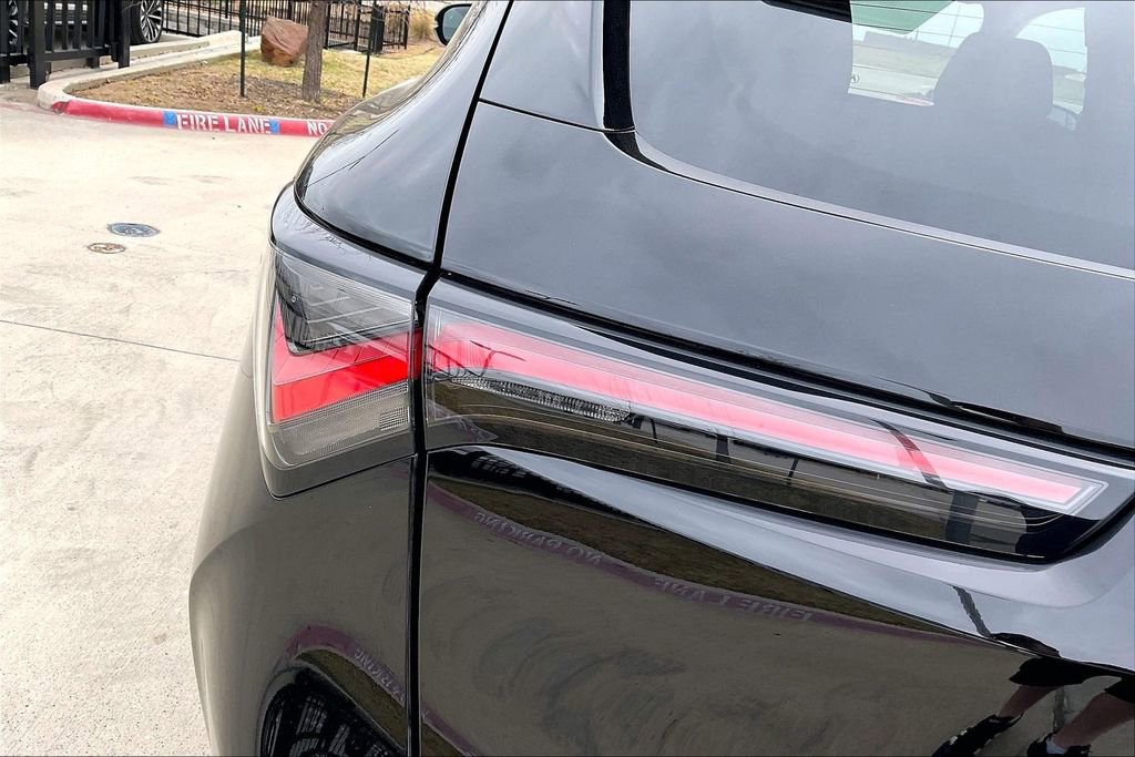 Certified 2025 Acura ADX FWD image 37