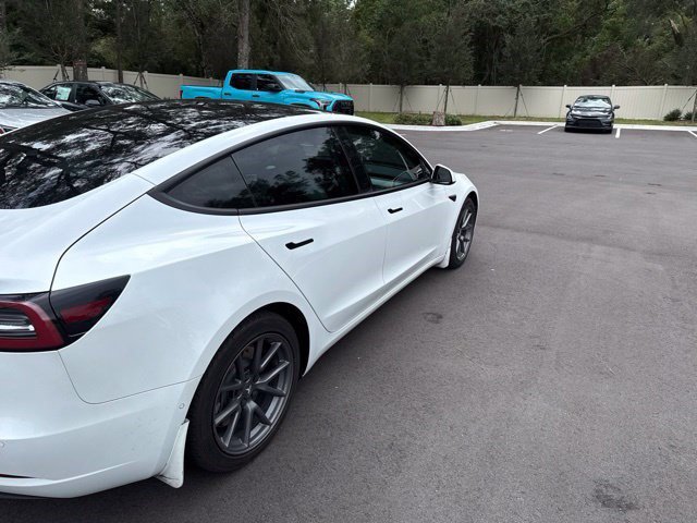 Used 2021 Tesla Model 3 Standard Range Plus RWD image 6