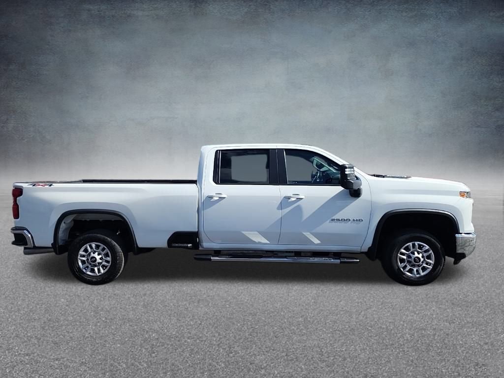 Used 2024 Chevrolet Silverado 2500 LT image 6